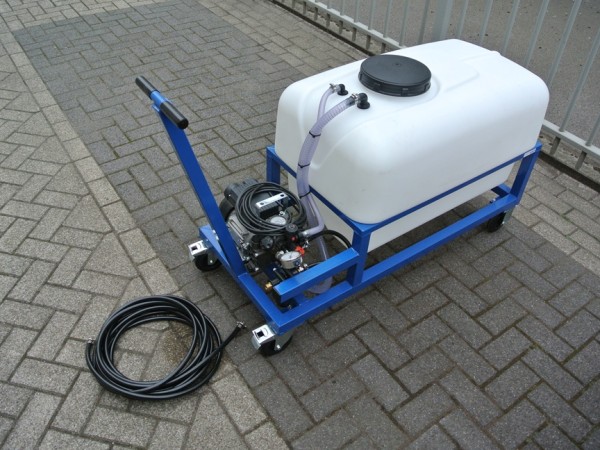 Spuitkar 200L